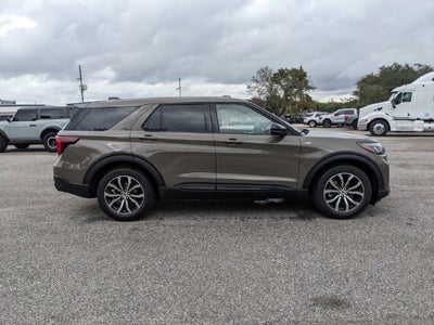 2027 Ford Explorer ST-Line