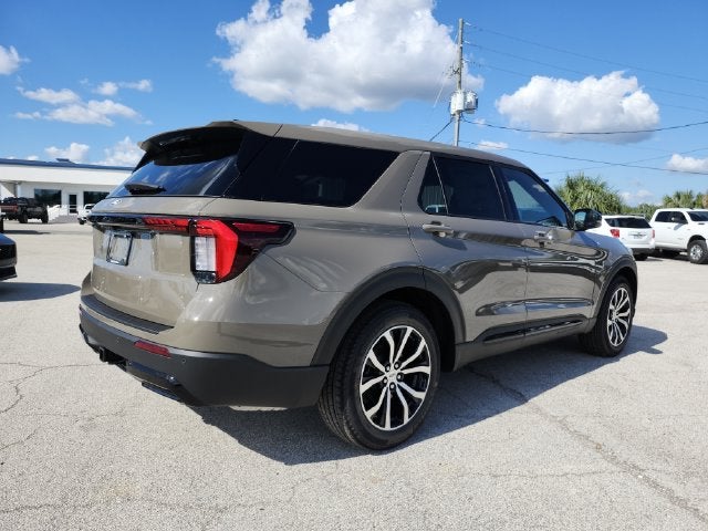 2027 Ford Explorer ST-Line
