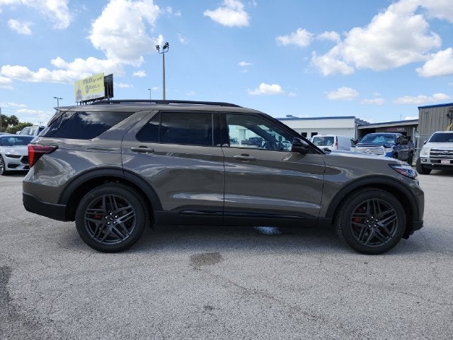 2027 Ford Explorer ST