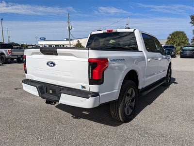 2025 Ford F-150 Lightning Flash