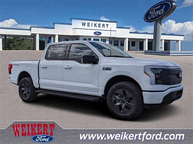 2025 Ford F-150 Lightning Flash