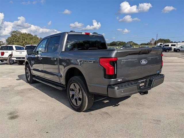 2025 Ford F-150 Lightning Flash