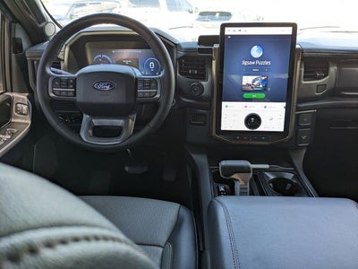 2025 Ford F-150 Lightning Lariat