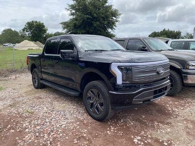 2025 Ford F-150 Lightning Lariat