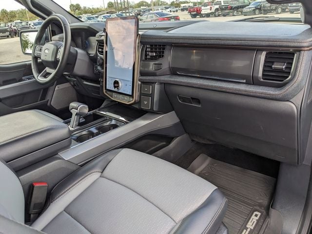 2025 Ford F-150 Lightning Lariat