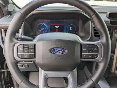 2025 Ford F-150 Lightning Lariat