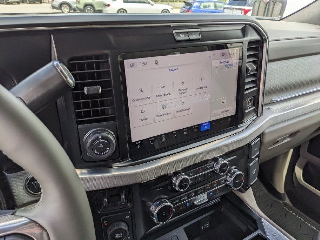 2027 Ford F-250SD Platinum