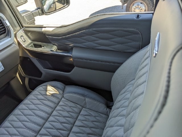 2027 Ford F-250SD Platinum