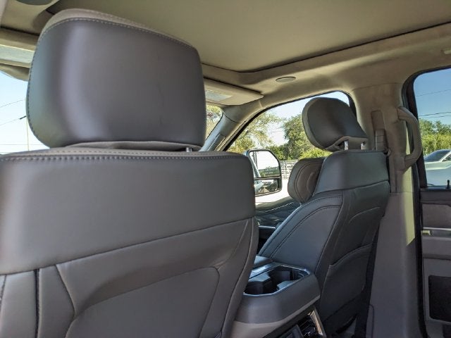 2027 Ford F-250SD Platinum