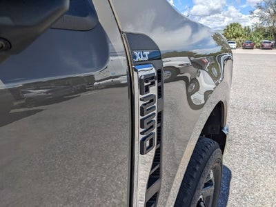 2027 Ford F-250SD XLT