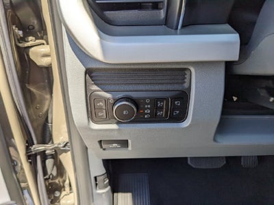2027 Ford F-250SD XLT