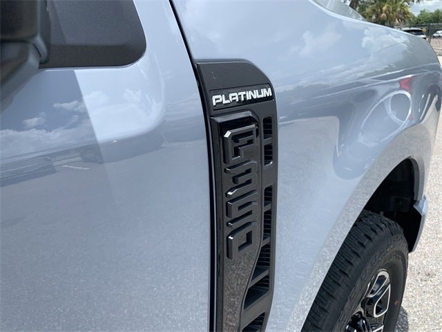 2025 Ford F-350SD Platinum