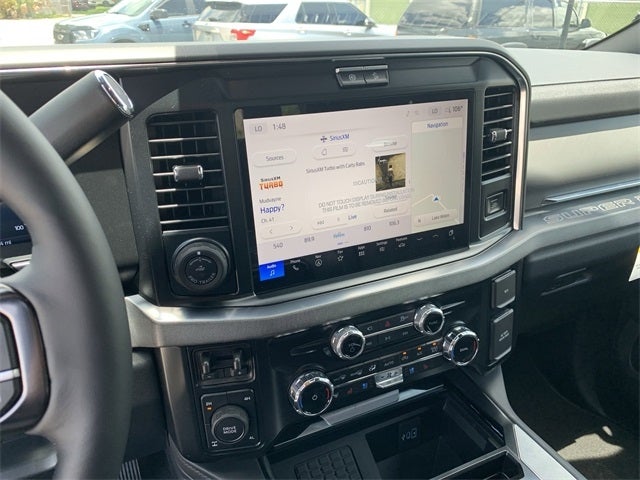 2025 Ford F-350SD Platinum