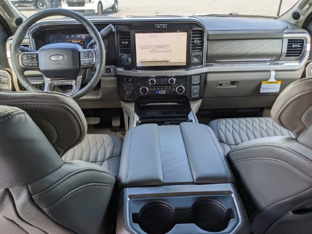 2027 Ford F-350SD Platinum