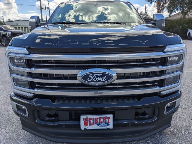 2027 Ford F-350SD Platinum
