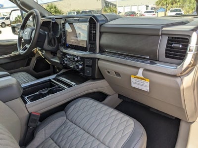 2027 Ford F-350SD Platinum