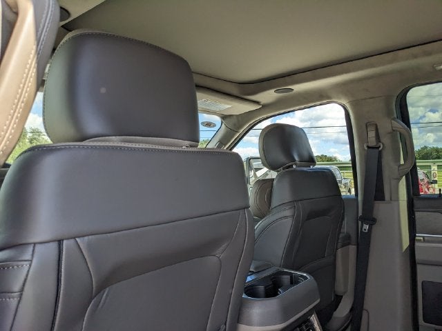 2027 Ford F-350SD Platinum