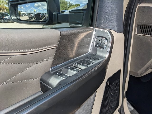 2027 Ford F-350SD Platinum