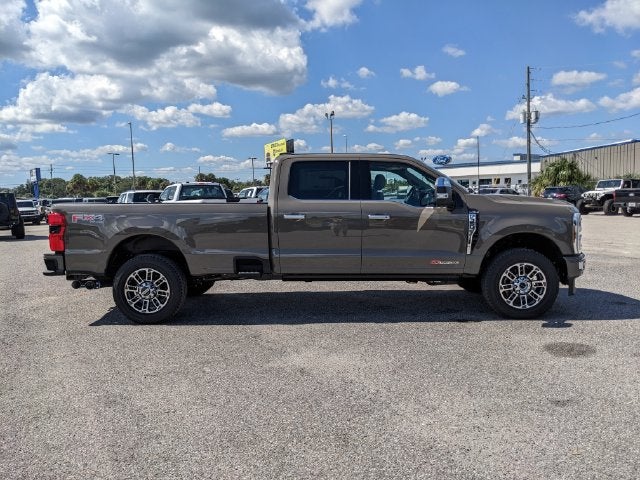 2027 Ford F-350SD Platinum