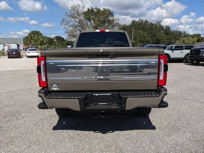 2027 Ford F-350SD Platinum