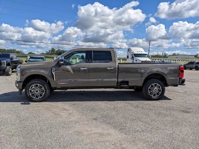 2027 Ford F-350SD Platinum