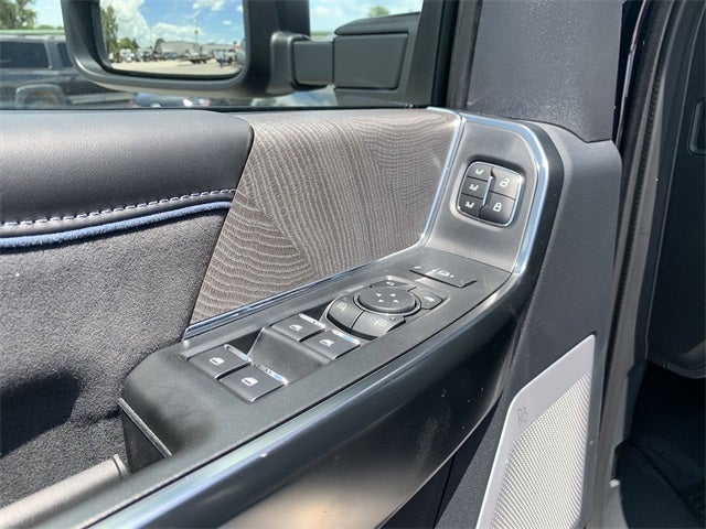 2025 Ford F-350SD Platinum