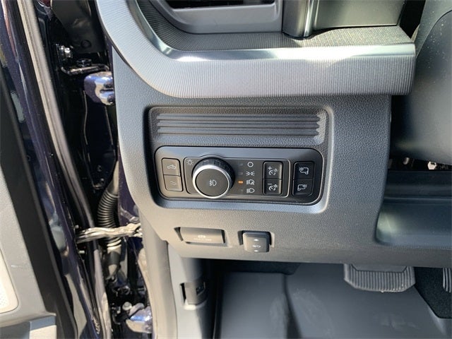 2025 Ford F-350SD Platinum