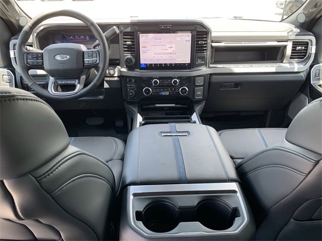 2025 Ford F-350SD Platinum