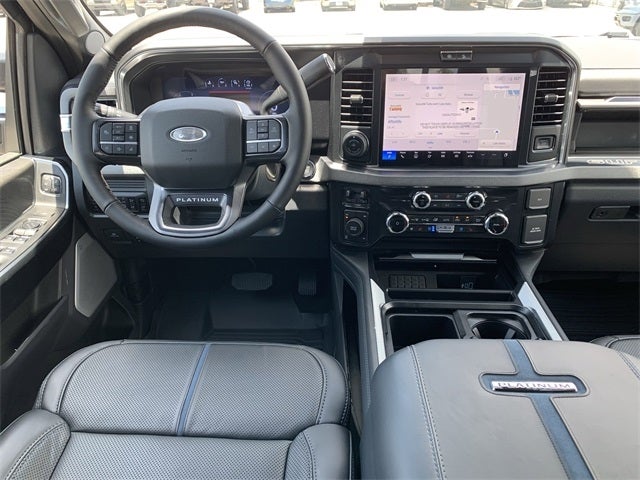 2025 Ford F-350SD Platinum