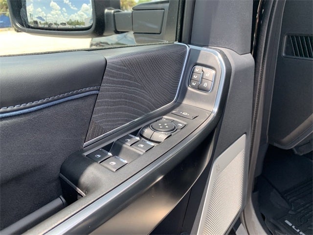 2025 Ford F-350SD Platinum