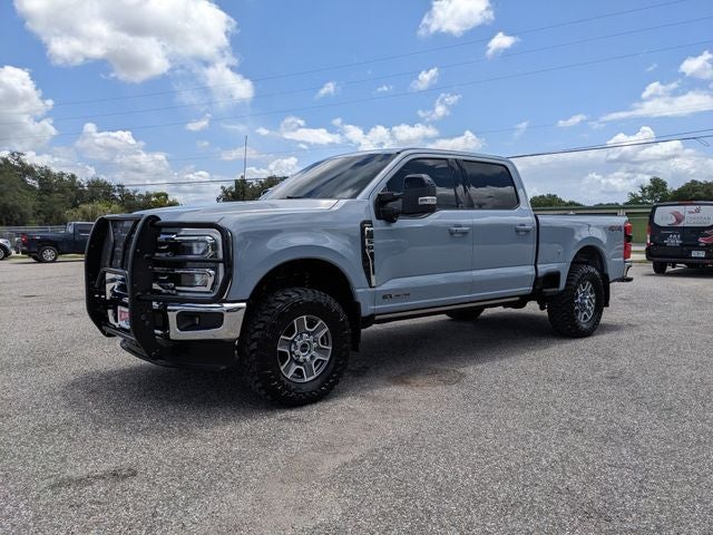 2025 Ford F-350SD Lariat