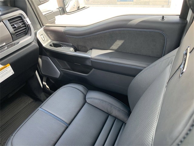 2026 Ford F-350SD Platinum DRW