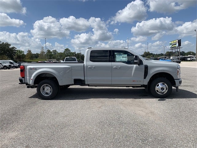 2026 Ford F-350SD Platinum DRW