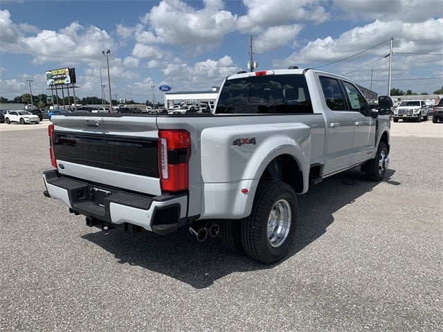 2026 Ford F-350SD Platinum DRW