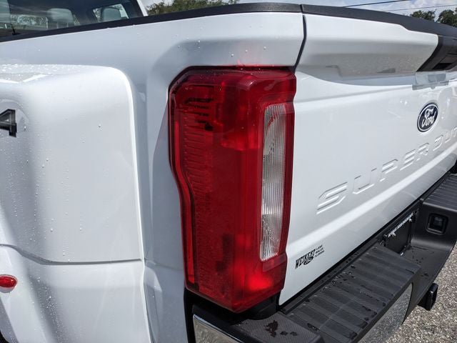 2027 Ford F-350SD XL DRW