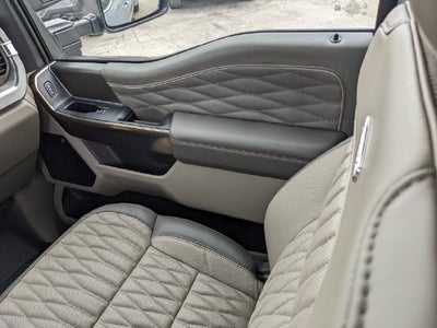 2027 Ford F-350SD Platinum DRW