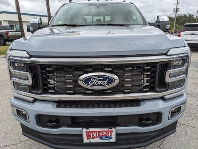 2027 Ford F-350SD Platinum DRW