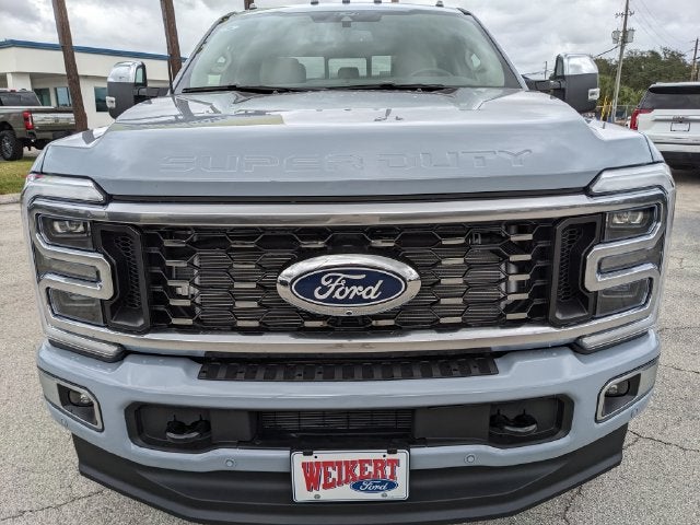 2027 Ford F-350SD Platinum DRW