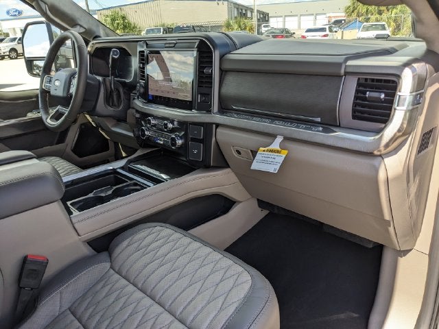 2027 Ford F-350SD Platinum DRW