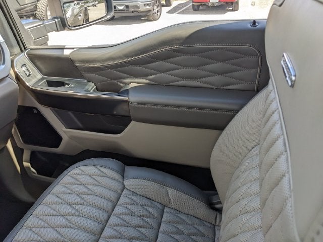 2027 Ford F-350SD Platinum DRW