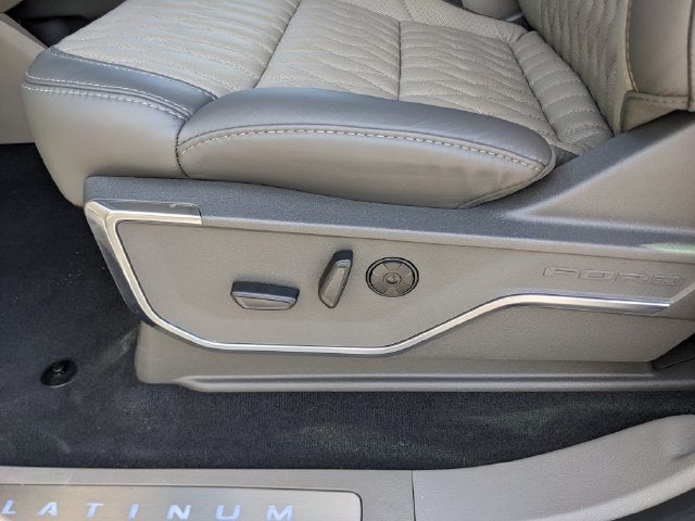 2027 Ford F-350SD Platinum DRW