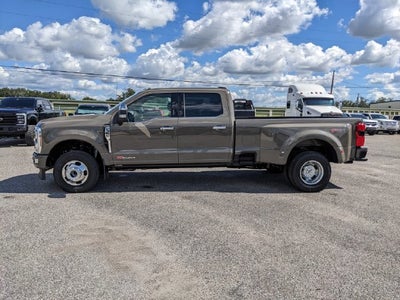 2027 Ford F-350SD Platinum DRW
