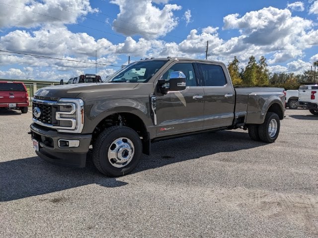 2027 Ford F-350SD Platinum DRW