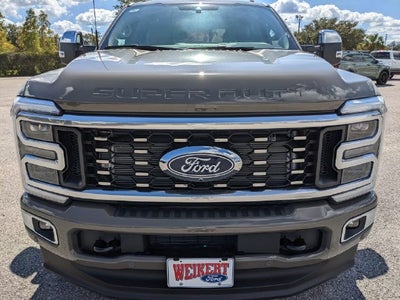 2027 Ford F-350SD Platinum DRW