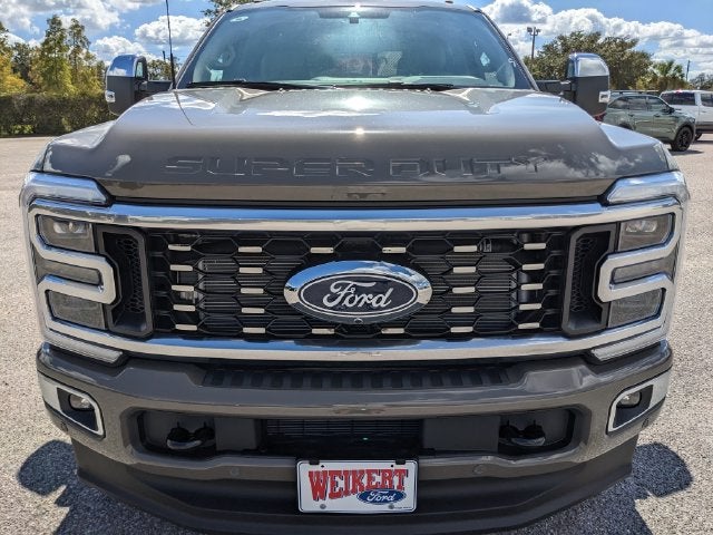 2027 Ford F-350SD Platinum DRW