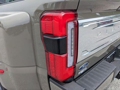 2026 Ford F-350SD Platinum DRW