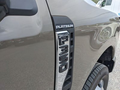 2026 Ford F-350SD Platinum DRW