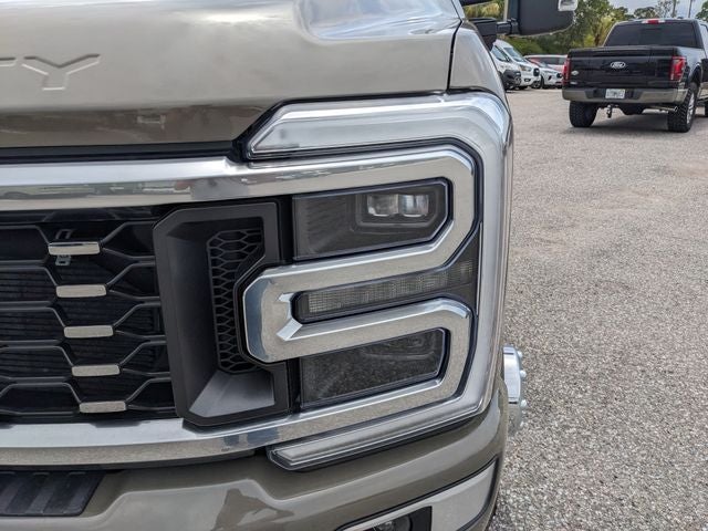 2026 Ford F-350SD Platinum DRW