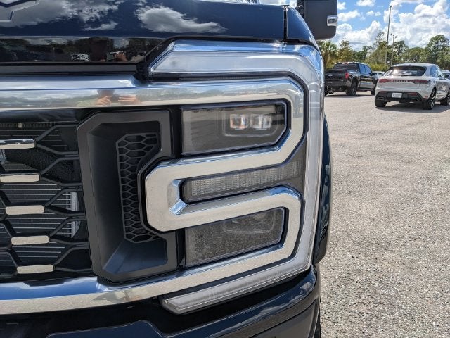2026 Ford F-350SD Platinum DRW
