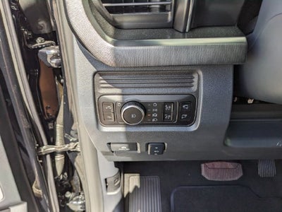 2026 Ford F-350SD Platinum DRW